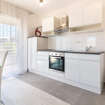 Apartment With Wifi - 19520 *